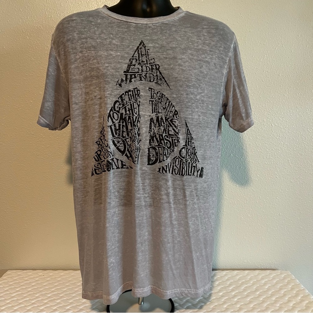The Wizarding World of Harry Potter Universal Studios Gray Burnt Out Tee Men’s M